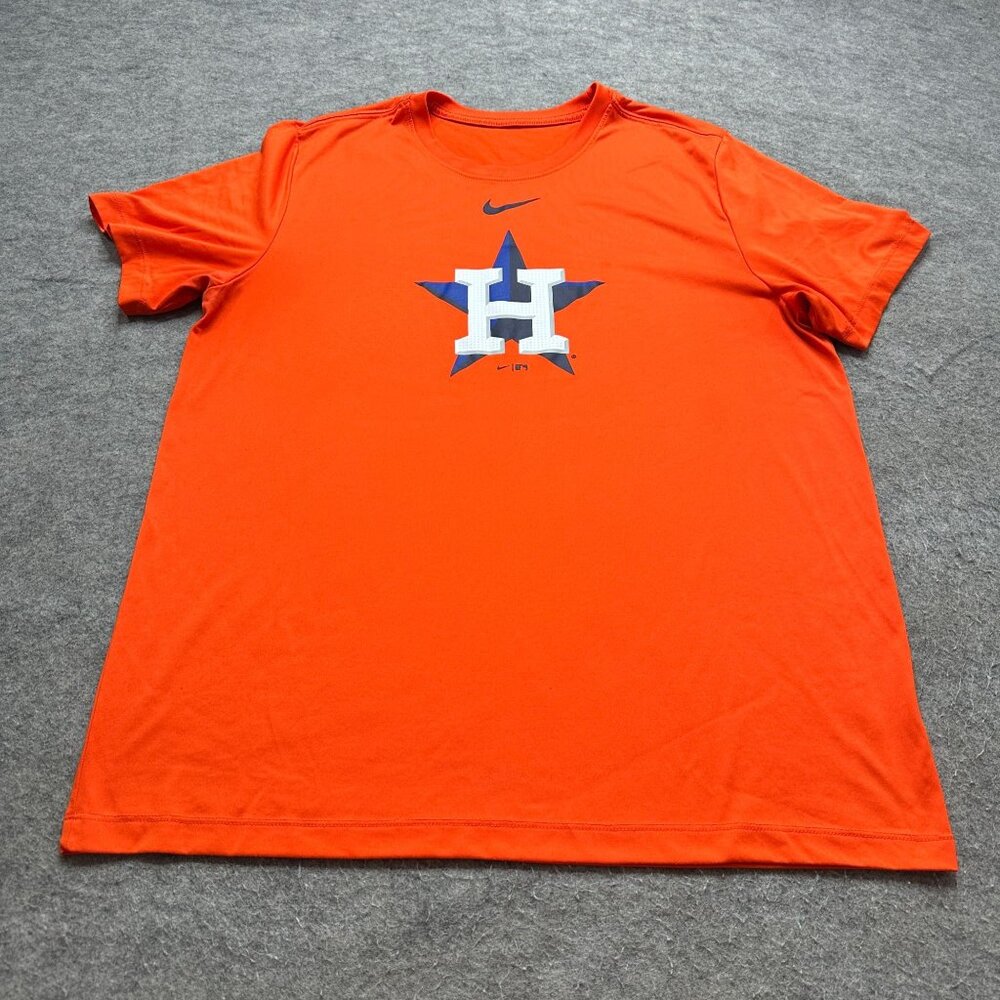 Nike Men's Orange T-Shirt